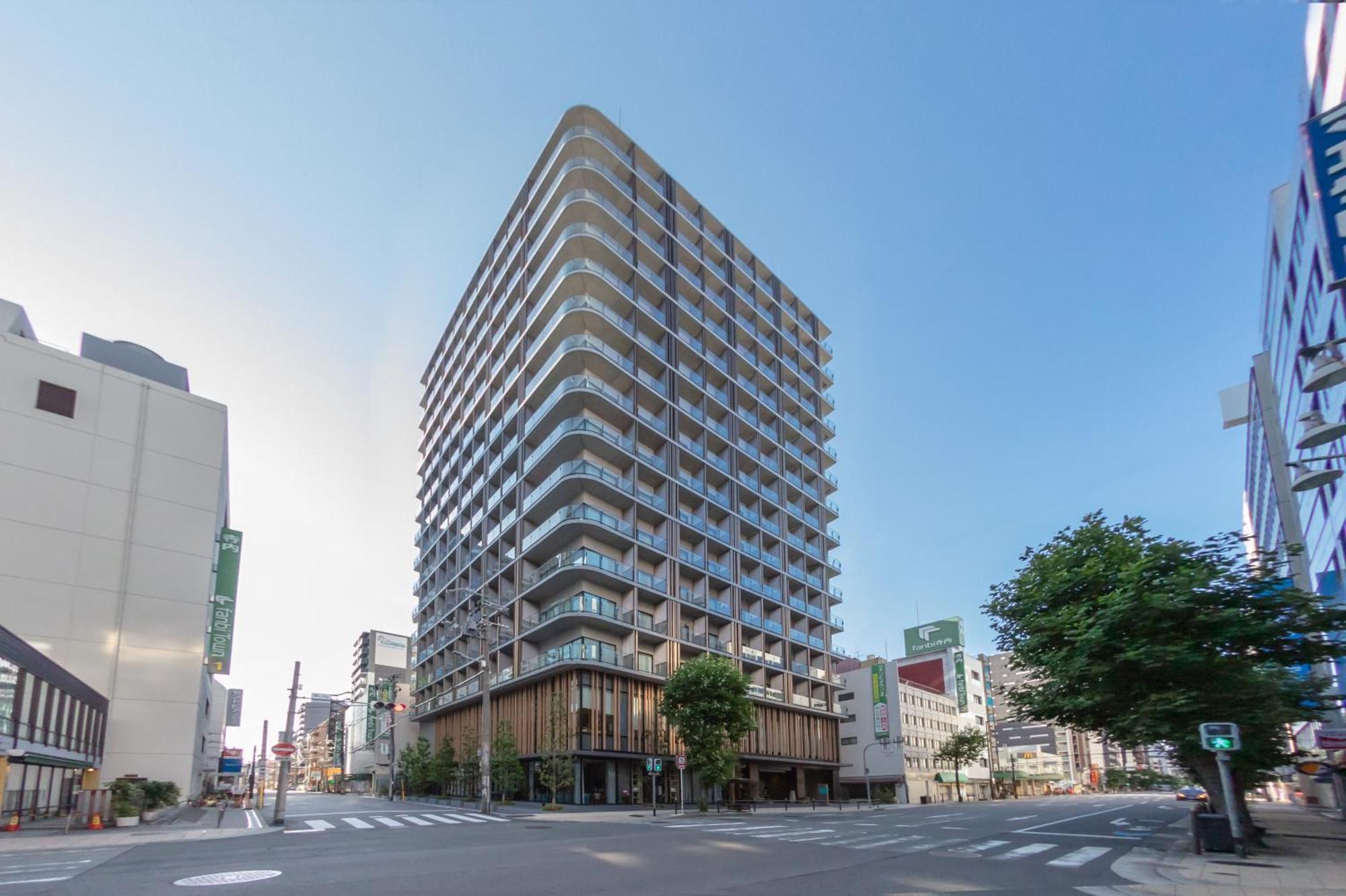 Staying Luxury in Osaka's Business Core: 11 Hotels Compared
