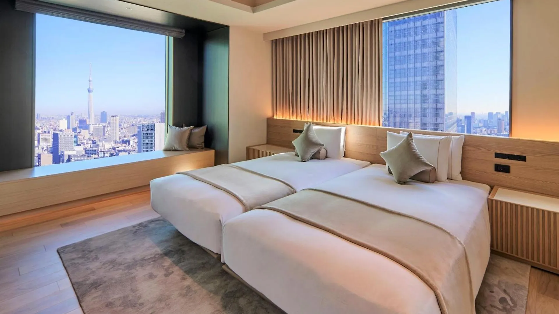 3 Royal Park Hotels in Central Tokyo That Stand Out