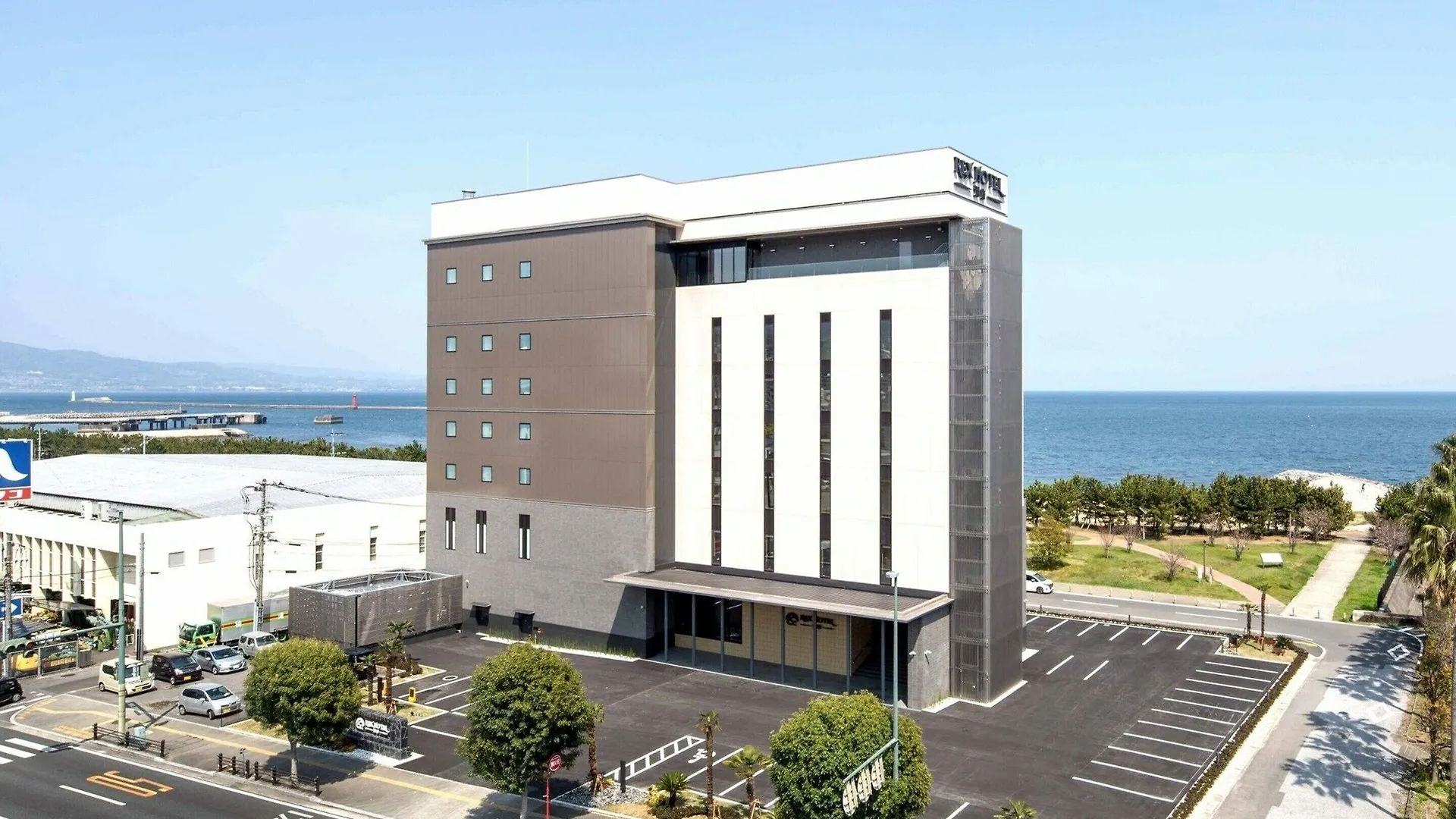 Where to Stay Near Hyotan Onsen: 3 Family Hotels in Beppu