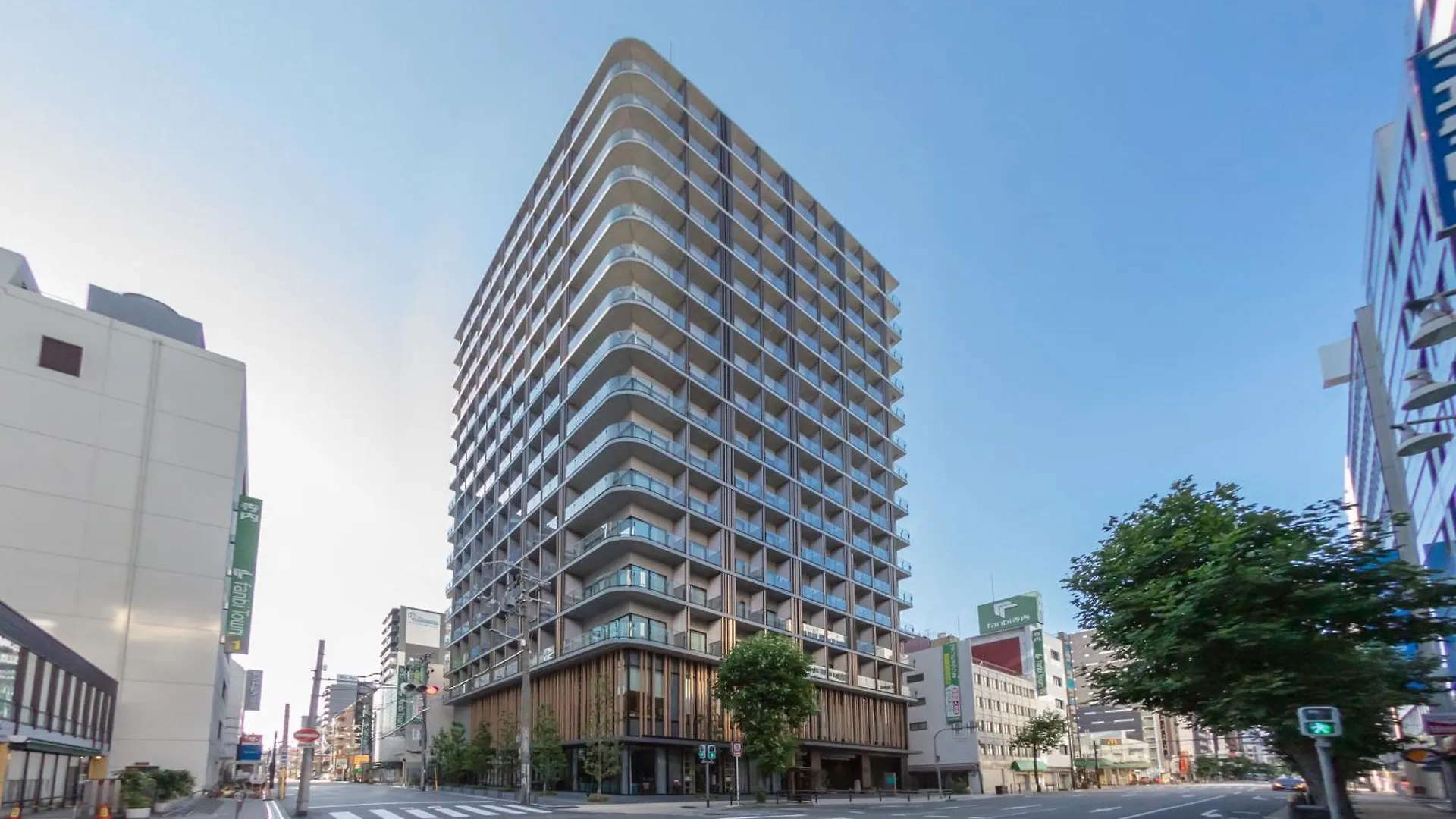 Staying Luxury in Osaka's Business Core: 11 Hotels Compared